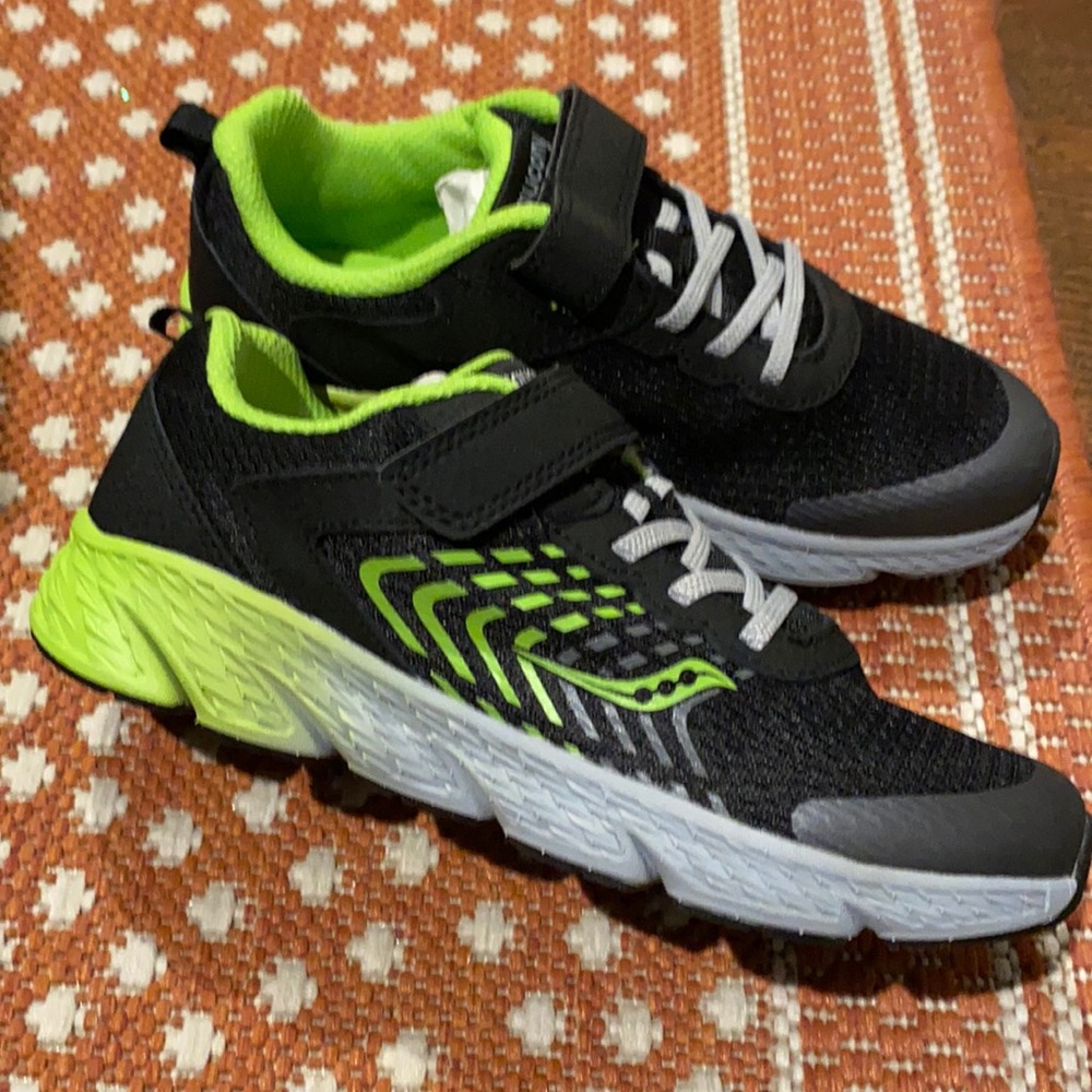 Saucony boys shoes. New